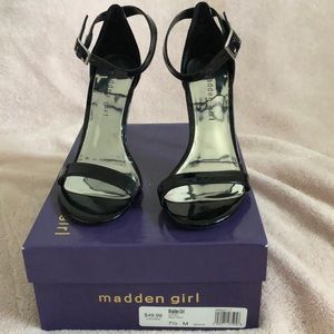 Madden Girl Dafney black patent heels